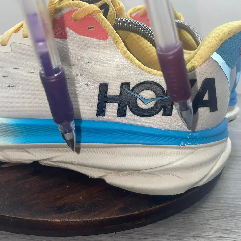 Hoka One One Clifton 9 Blanc Swim Day Shoes Women's Size 12 D WIDE 1132211 BSW